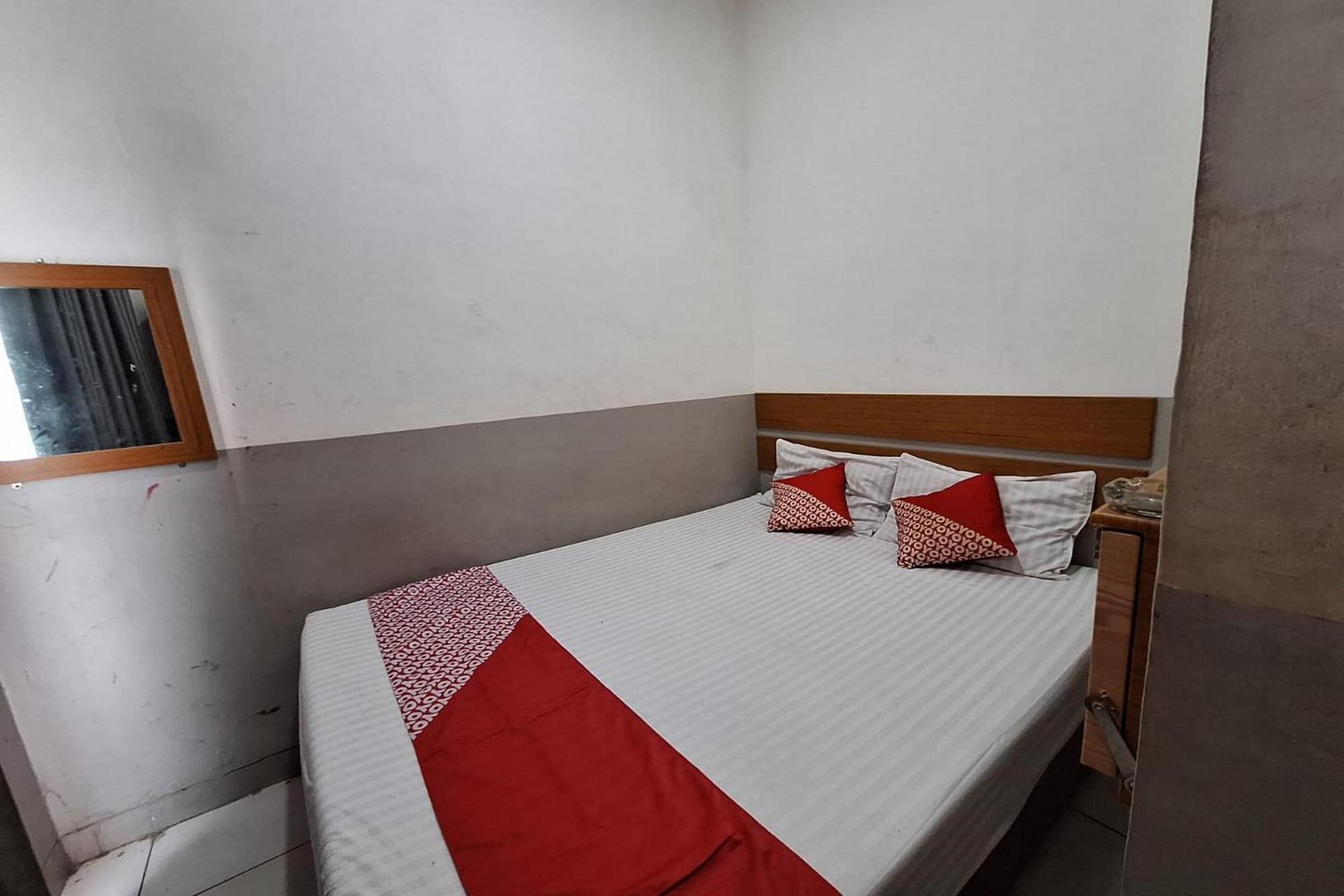 Oyo 93584 Rukotel South Tangerang エクステリア 写真