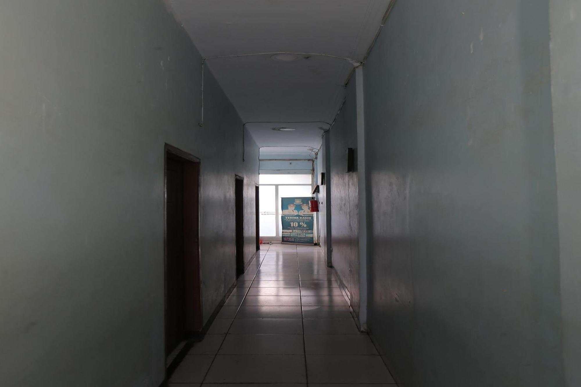 Oyo 93584 Rukotel South Tangerang エクステリア 写真